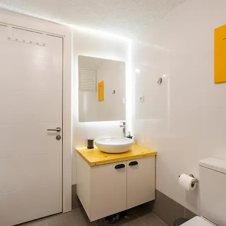 شقة Stylish 1 Bedroom With All, In Cihangir, Taksim *
